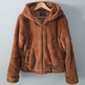 Haute Monde Los Angeles Hooded Full Zip Faux Fur Jacket  Size M